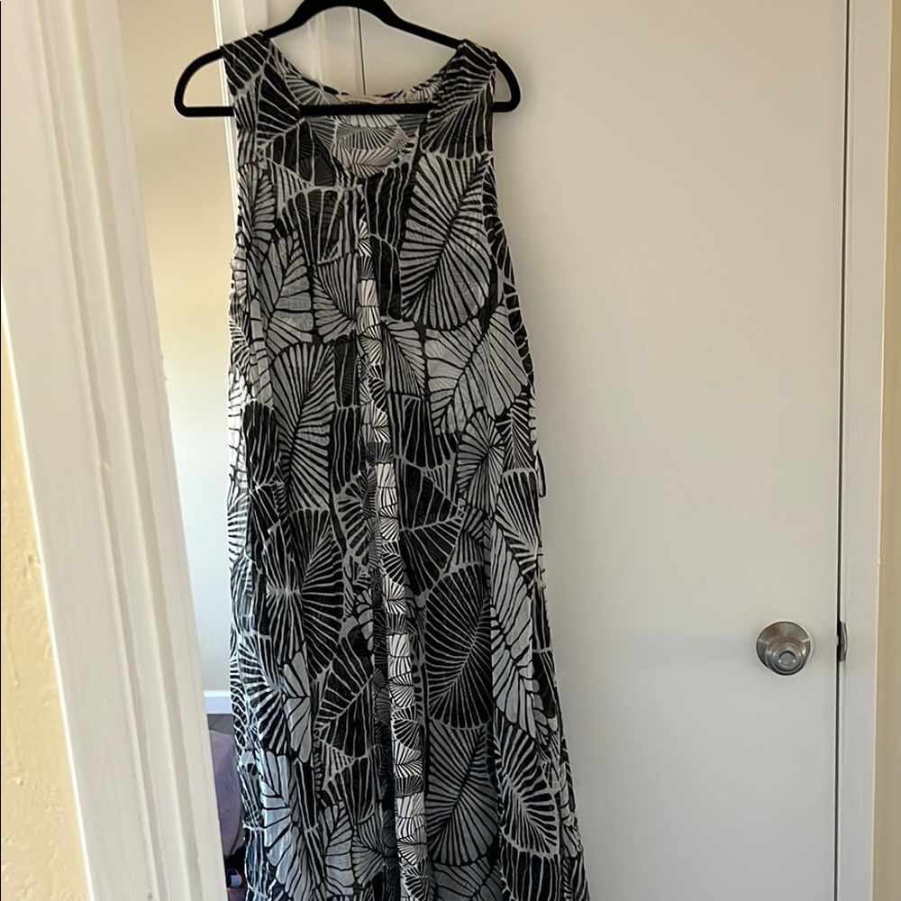 Soft Surroundings Black and White Halter Maxi Sundress